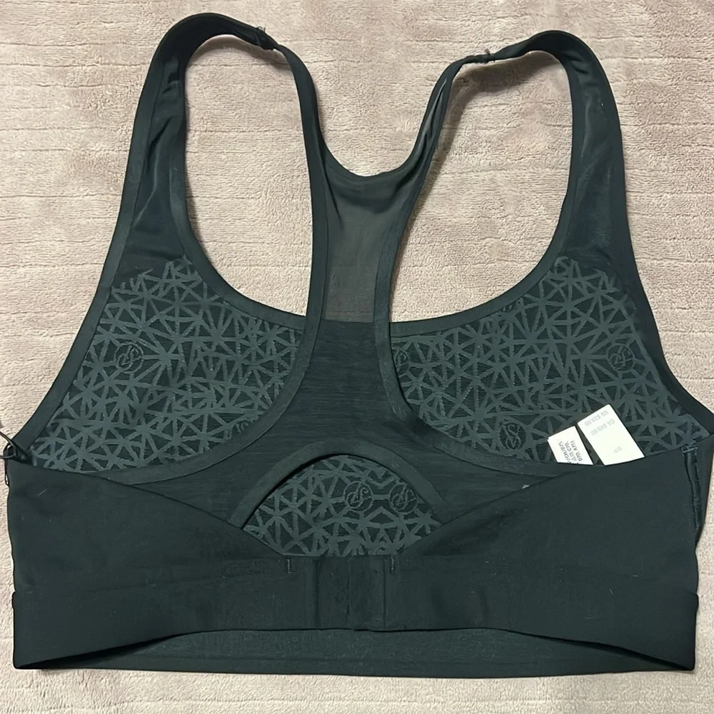 New VS lycra sport bra size small super comfortable - Picture 3 of 8